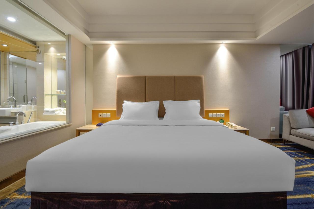 Bayshore Hotel Dalian Buitenkant foto
